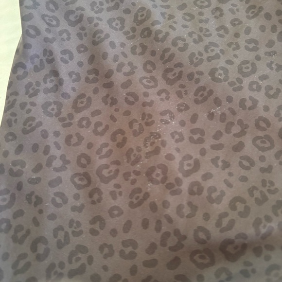 Duvin Black Cheetah One Piece Size Medium Cheeky Low Back Swim Bodysuit - Picture 8 of 8